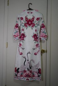 The white-modernized Ao Dai 
