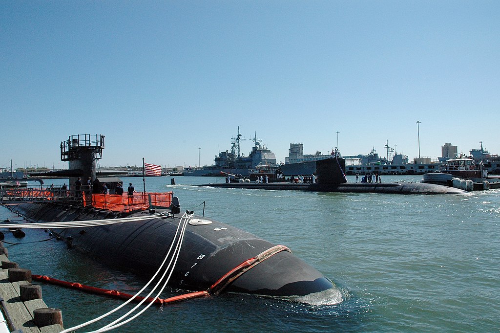 Newport News with USS Scranton (SSN-756) in Norfolk, Virginia, 2005