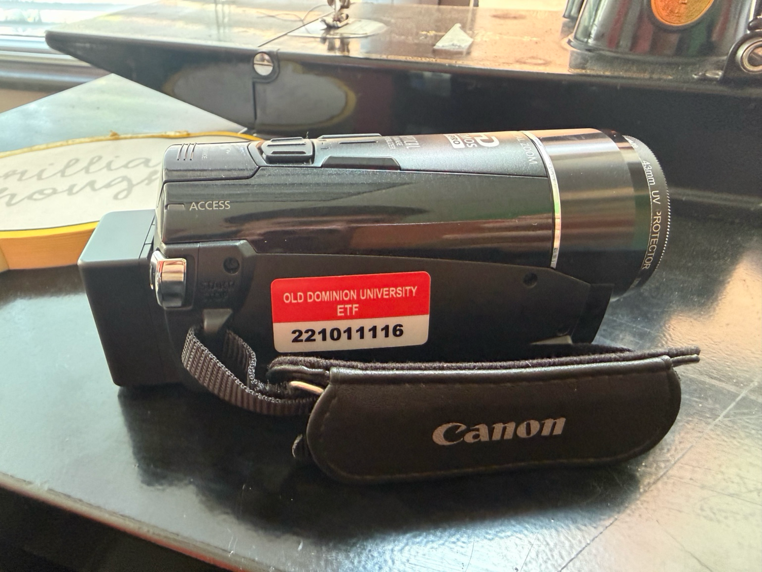 Canon VIXIA HF R800 #2